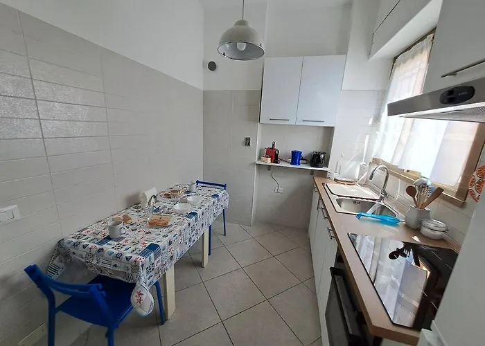 Apartamento Torre Spaccata For 6 With Parking Roma