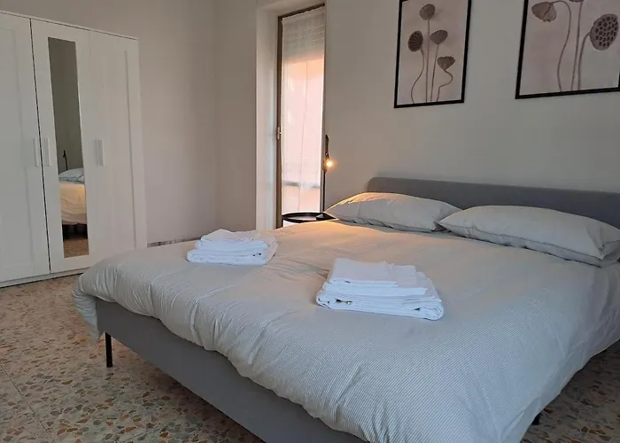 Apartamento Torre Spaccata For 6 With Parking Roma